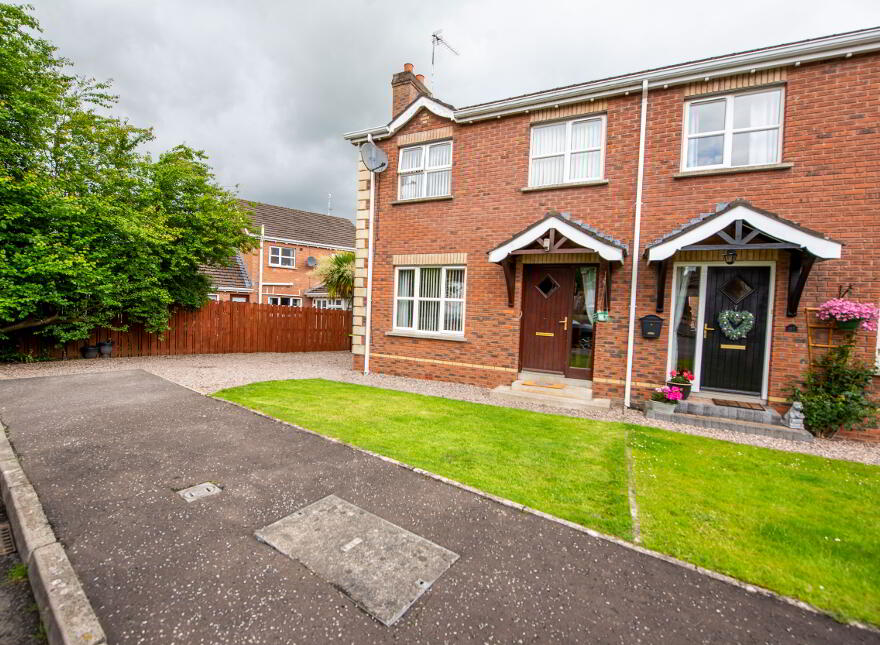 105 Murray Wood, Waringstown, Craigavon, BT66 7GW