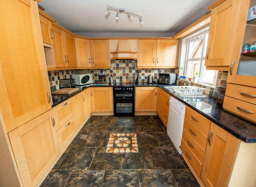 105 Murray Wood, Waringstown, Craigavon, BT66 7GW