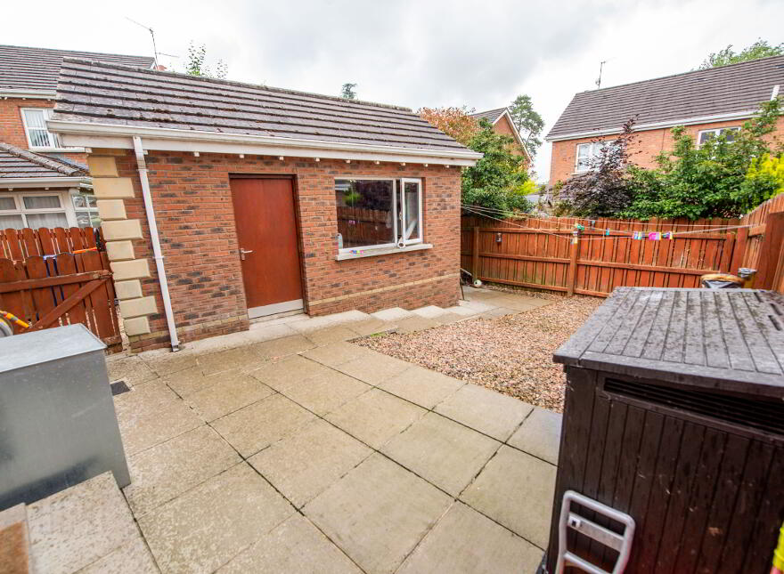 105 Murray Wood, Waringstown, Craigavon, BT66 7GW