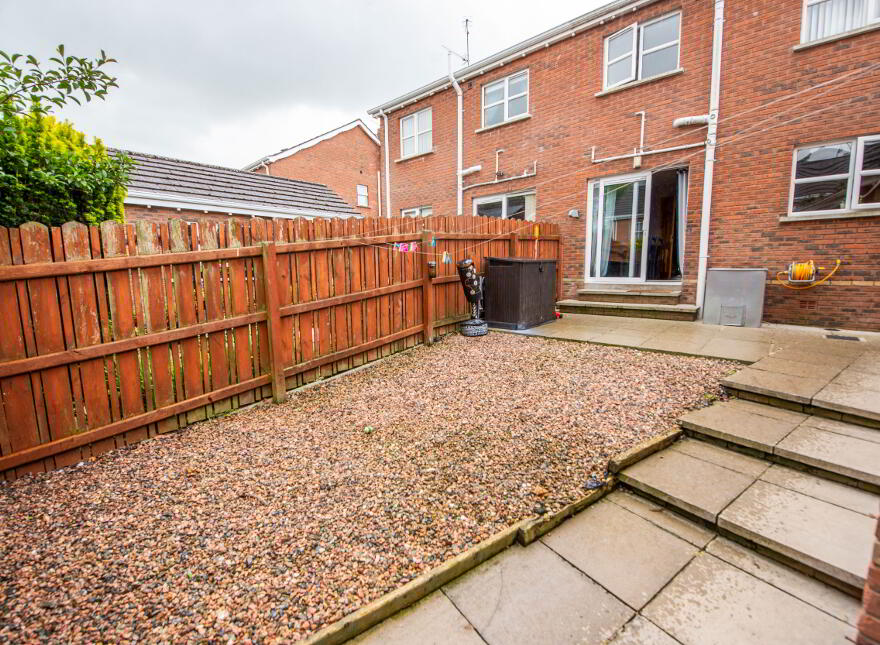 105 Murray Wood, Waringstown, Craigavon, BT66 7GW