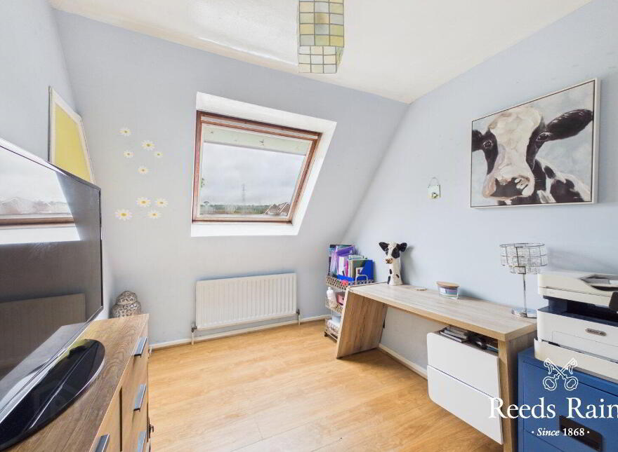 25 Hillview Crescent, Carrickfergus, BT38 8YR