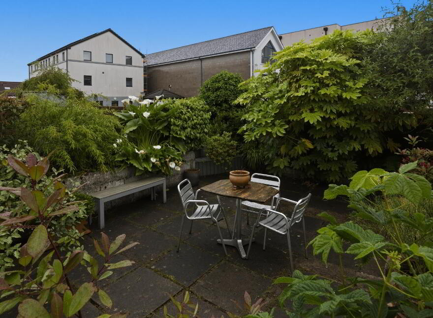 16 Ean Hill, Holywood, BT18 9LQ