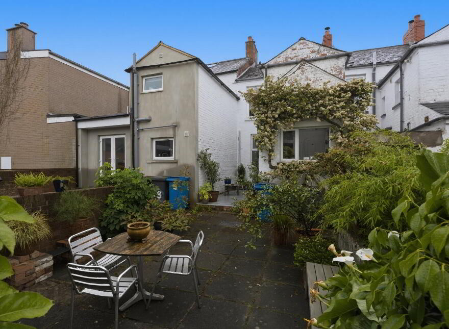 16 Ean Hill, Holywood, BT18 9LQ