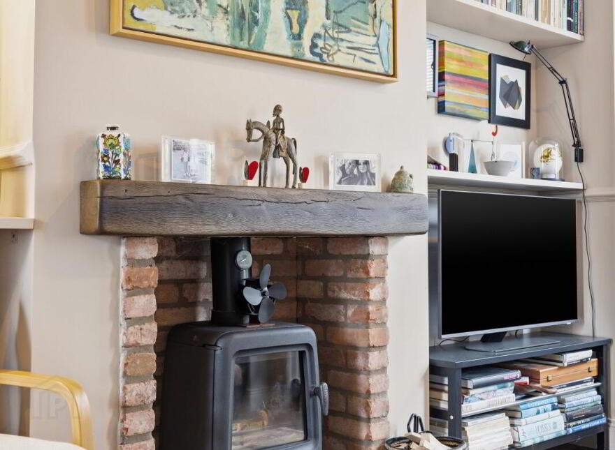 16 Ean Hill, Holywood, BT18 9LQ