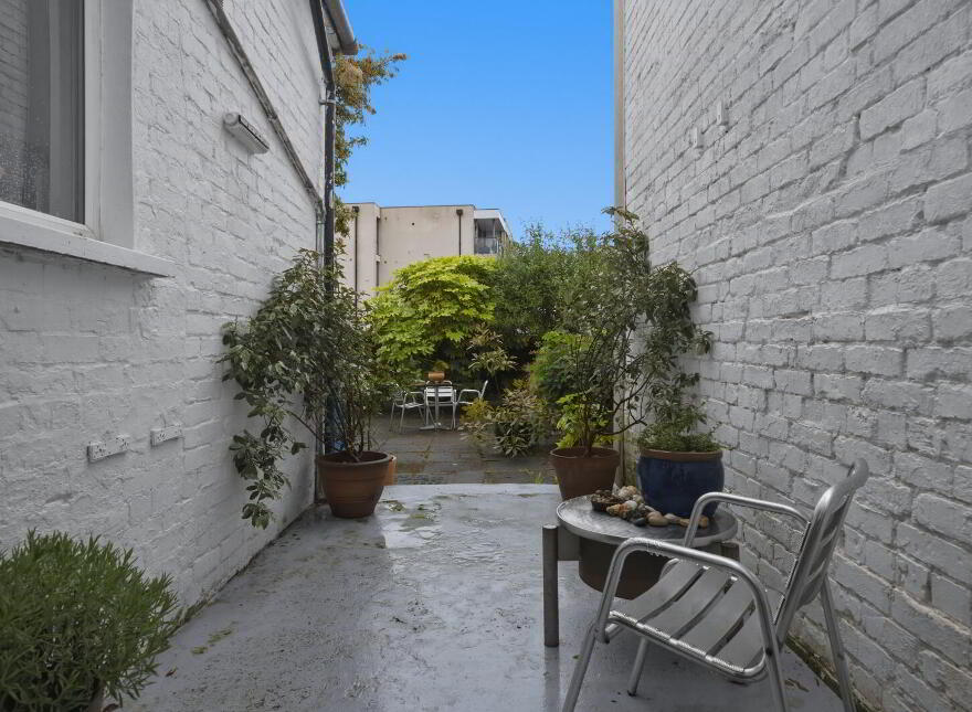 16 Ean Hill, Holywood, BT18 9LQ
