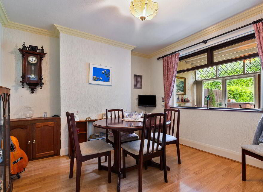 24 Joanmount Park, Belfast, BT14 6PE