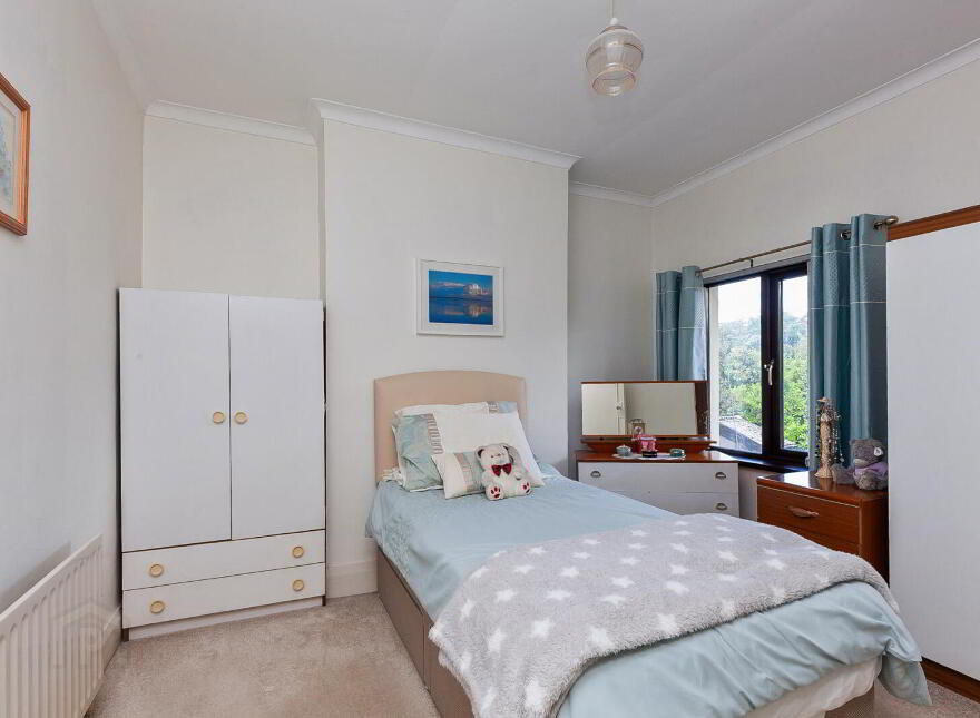 24 Joanmount Park, Belfast, BT14 6PE