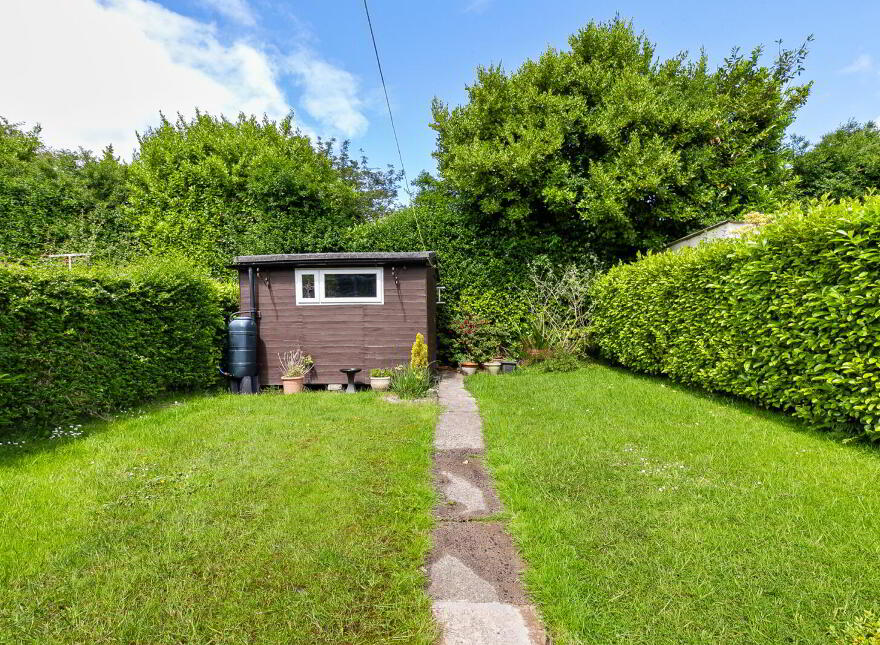 24 Joanmount Park, Belfast, BT14 6PE