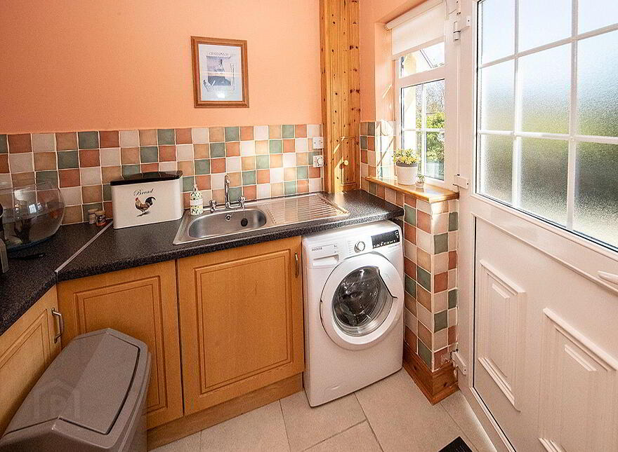 Mahon View, Briska, Lemybrien, Mahon Bridge, X42RN96