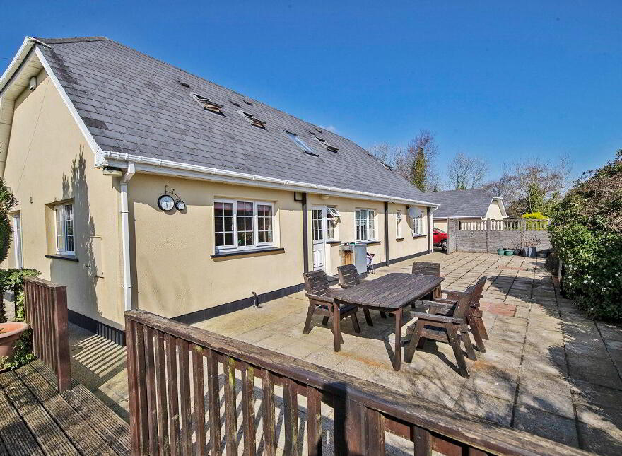Mahon View, Briska, Lemybrien, Mahon Bridge, X42RN96