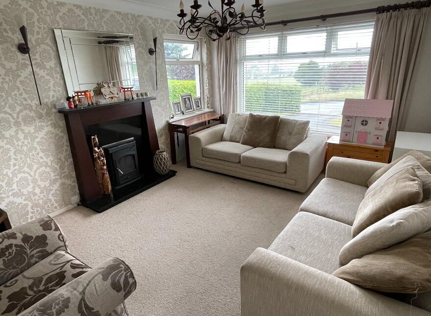 15 Tullywiggan Road, Cookstown, BT80 8SD