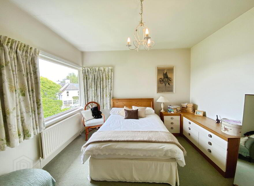 8 Bayview Park, Londonderry, BT47 6TA