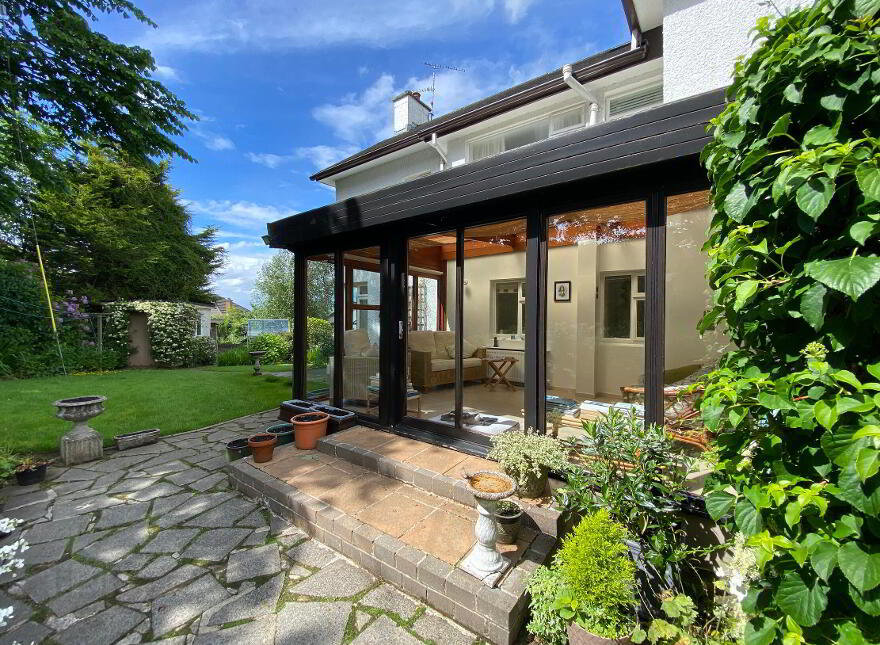 8 Bayview Park, Londonderry, BT47 6TA