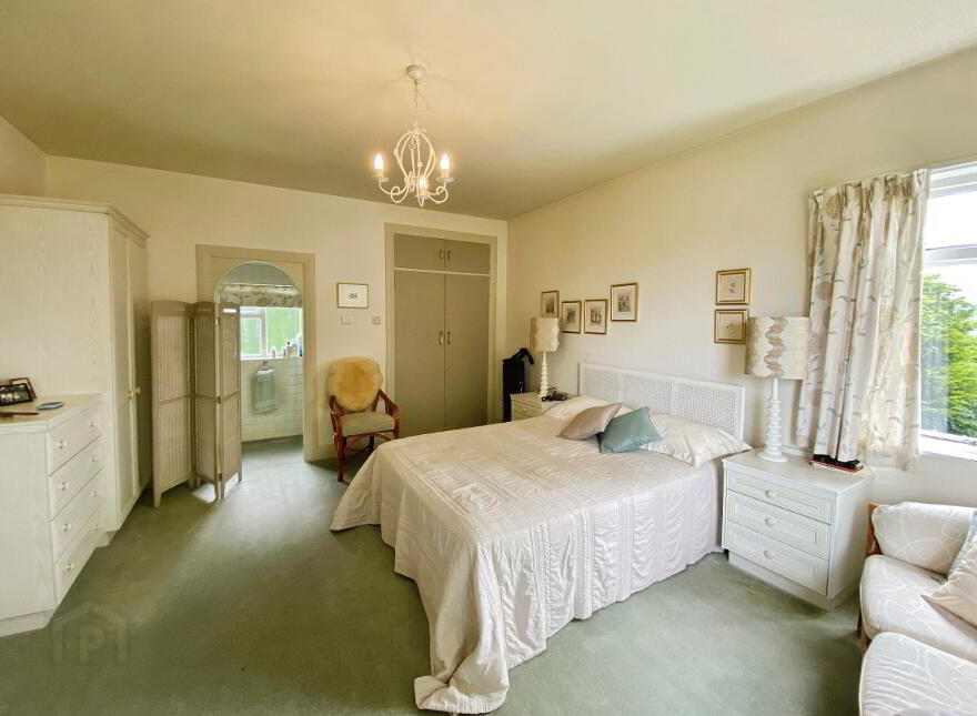 8 Bayview Park, Londonderry, BT47 6TA