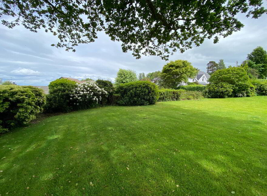 8 Bayview Park, Londonderry, BT47 6TA