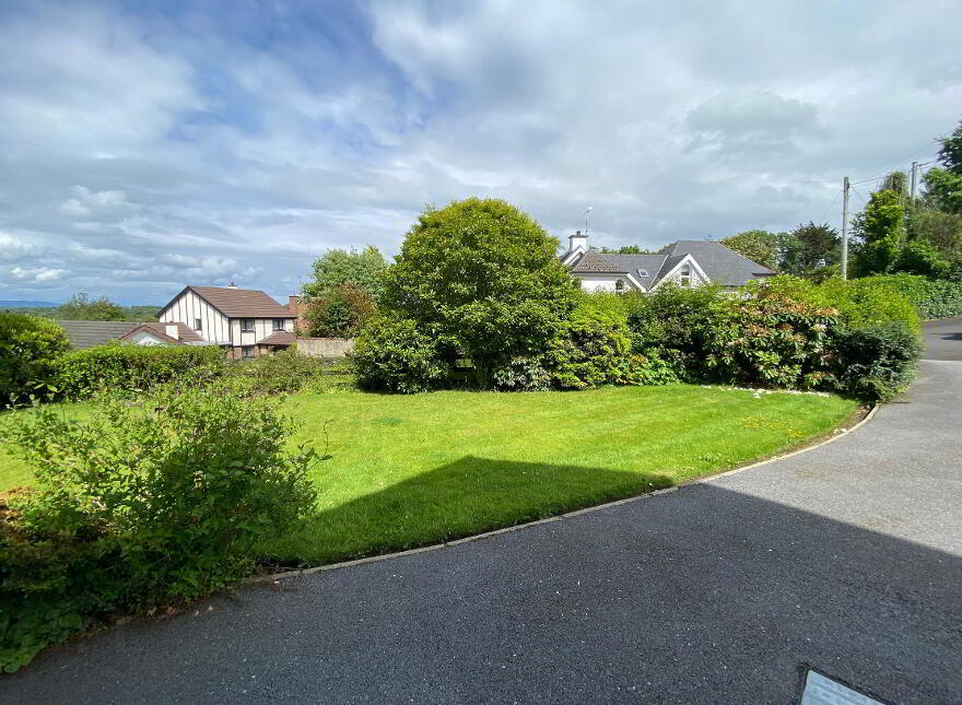 8 Bayview Park, Londonderry, BT47 6TA