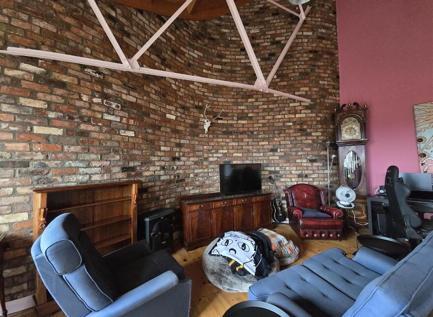 Apartment 402 Somerset Studios, Marcus Ward Street, Belfast, BT7 1RP