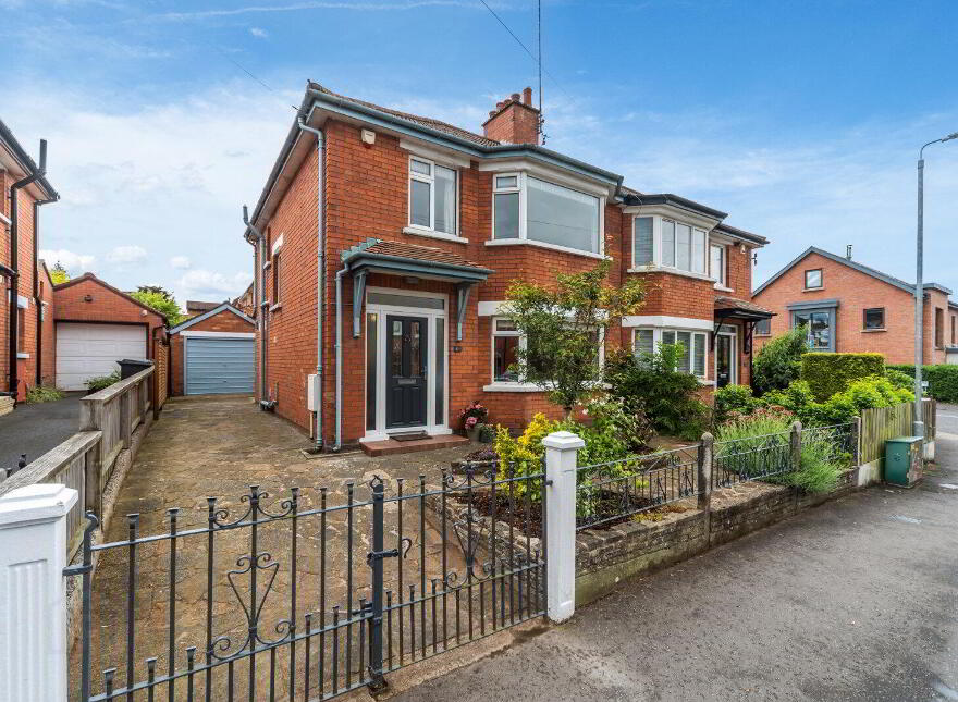 11 Cricklewood Park, Stranmillis, Belfast, BT9 5GU
