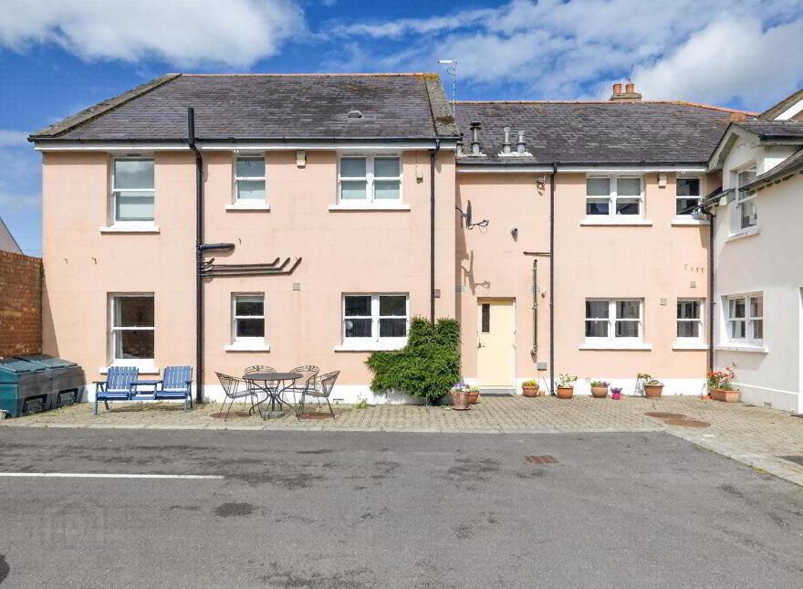 2 The Quay, Strangford, Downpatrick, BT30 7NH