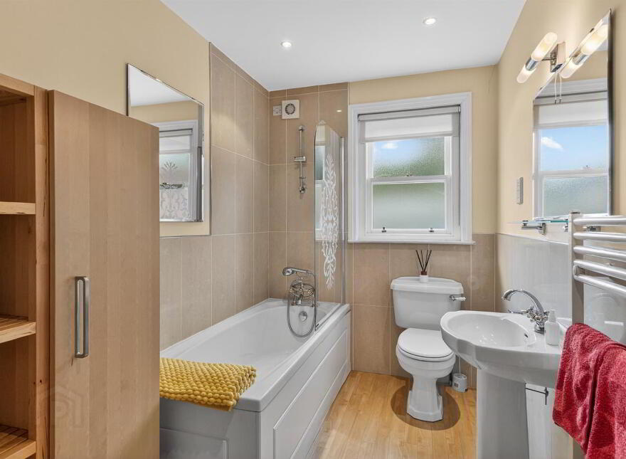 2 The Quay, Strangford, Downpatrick, BT30 7NH