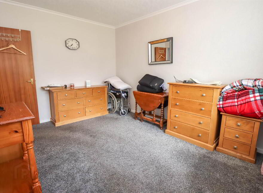 4 Cumberland Drive, Dundonald, Belfast, BT16 2AS