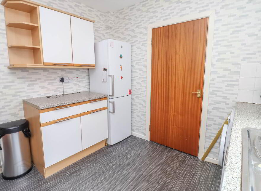 4 Cumberland Drive, Dundonald, Belfast, BT16 2AS