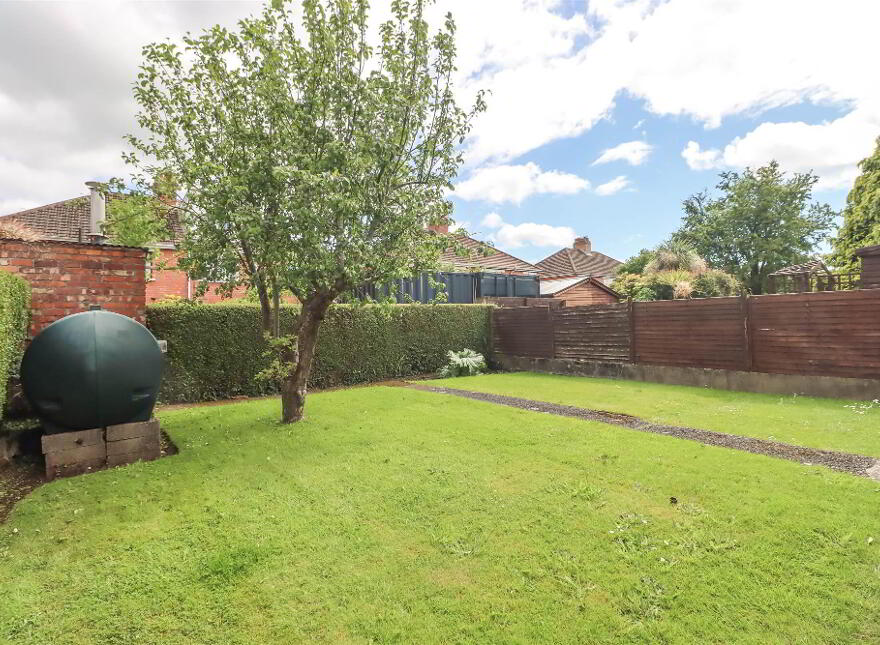 4 Cumberland Drive, Dundonald, Belfast, BT16 2AS