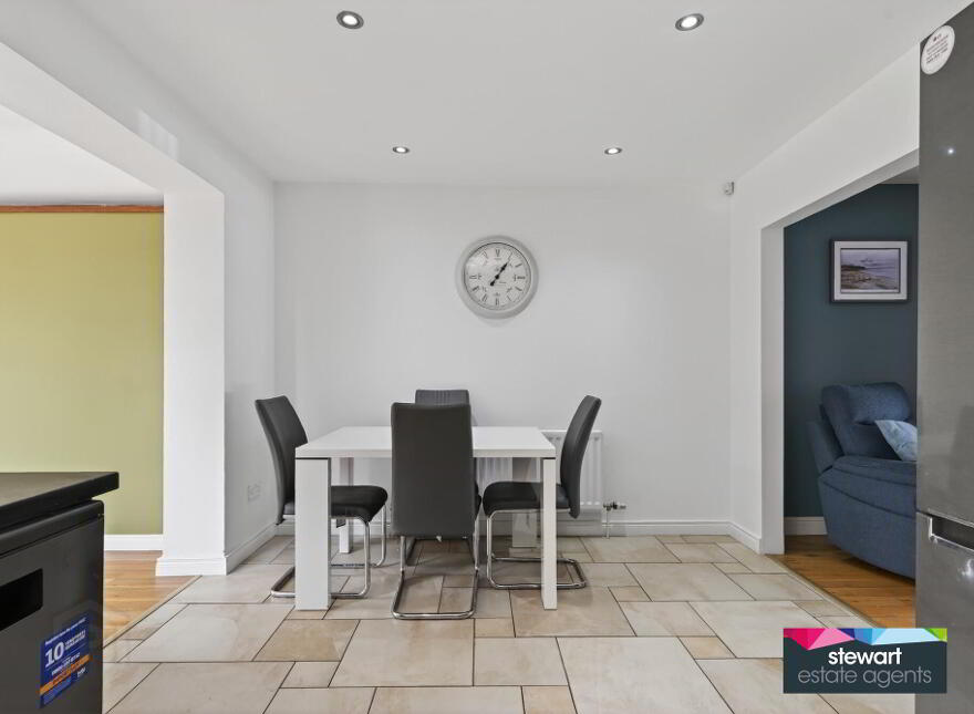 30 Arindale, Moira, Maghaberry, BT67 0SY