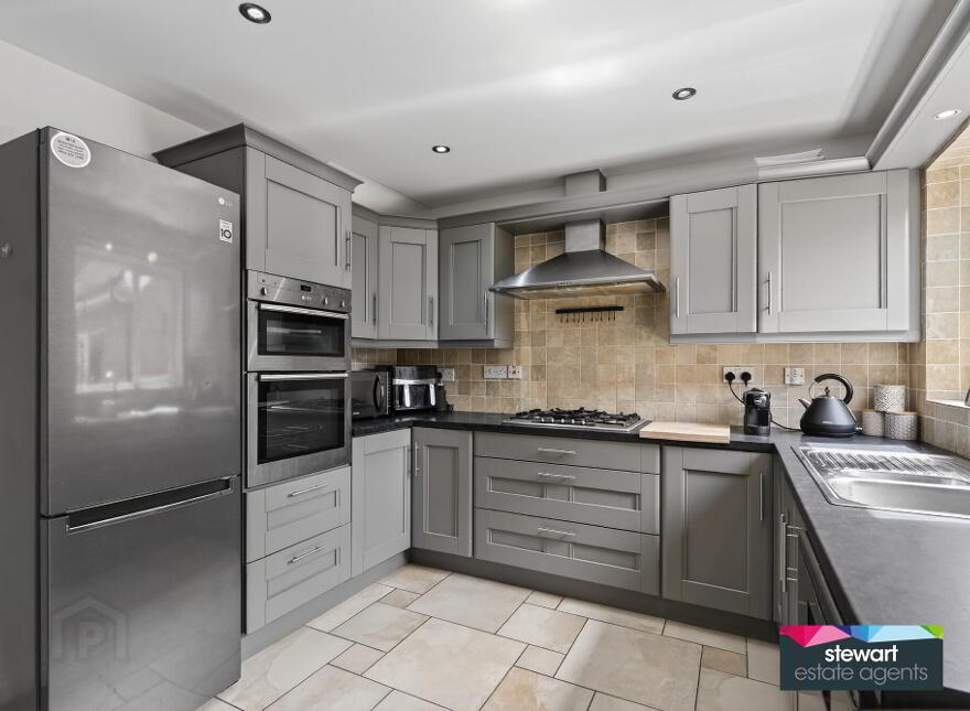 30 Arindale, Moira, Maghaberry, BT67 0SY