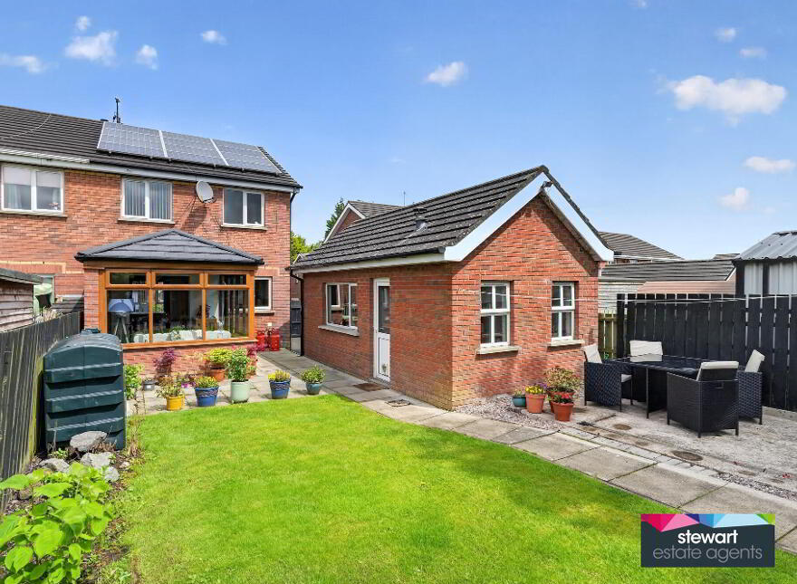 30 Arindale, Moira, Maghaberry, BT67 0SY
