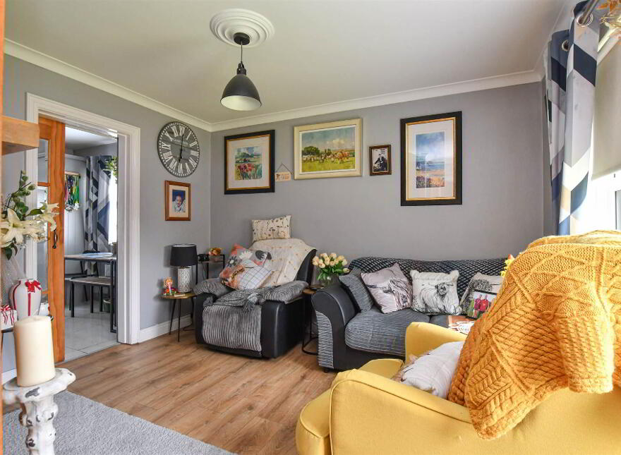 39 Marian Park, Ballykinlar, Downpatrick, BT30 8DJ