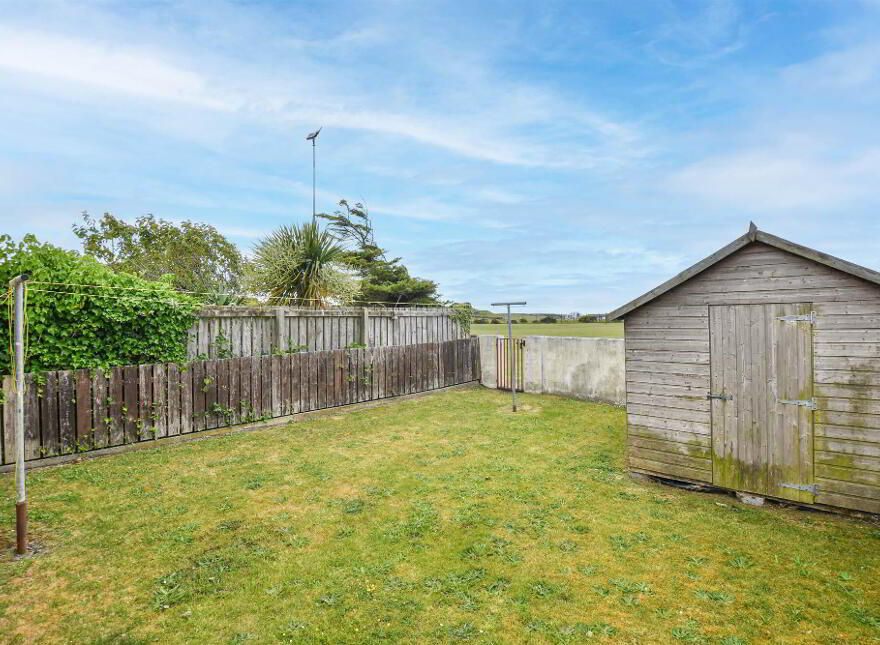 39 Marian Park, Ballykinlar, Downpatrick, BT30 8DJ
