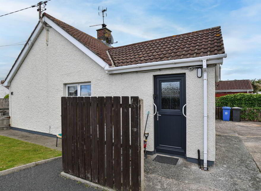 39 Marian Park, Ballykinlar, Downpatrick, BT30 8DJ