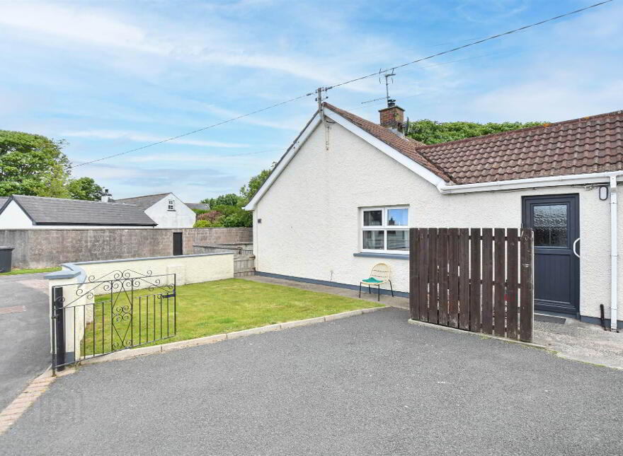 39 Marian Park, Ballykinlar, Downpatrick, BT30 8DJ