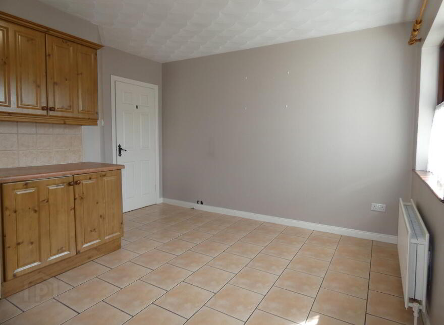 1 Bush Crescent, Bushmils, Bushmills, BT57 8AJ