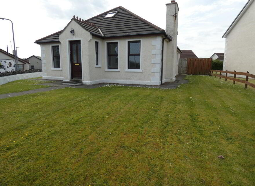 1 Bush Crescent, Bushmils, Bushmills, BT57 8AJ