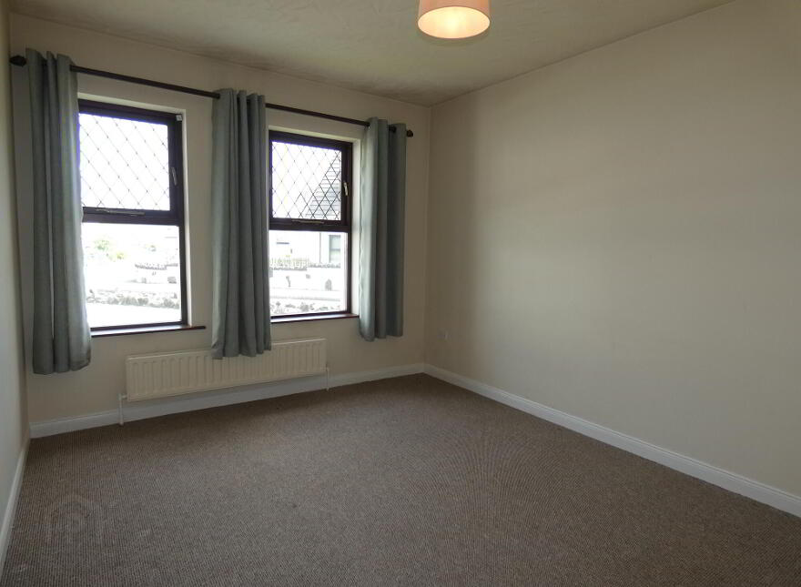 1 Bush Crescent, Bushmils, Bushmills, BT57 8AJ