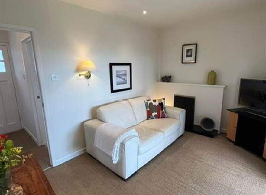 60A Middle Braniel Road, Belfast, BT5 7TU