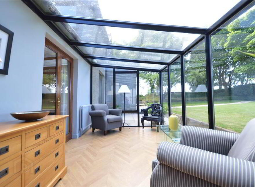 60A Middle Braniel Road, Belfast, BT5 7TU
