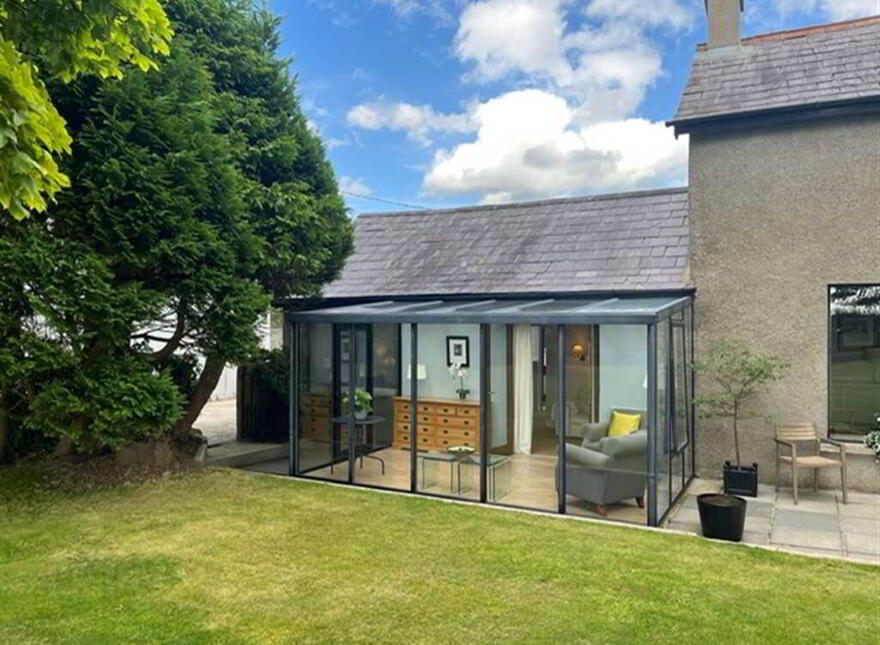 60A Middle Braniel Road, Belfast, BT5 7TU