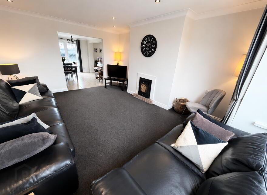 4 Abbeydale, Waterside, L'Derry, BT47 6YY