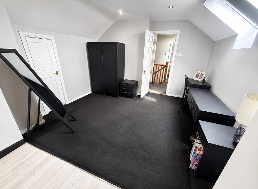 4 Abbeydale, Waterside, L'Derry, BT47 6YY