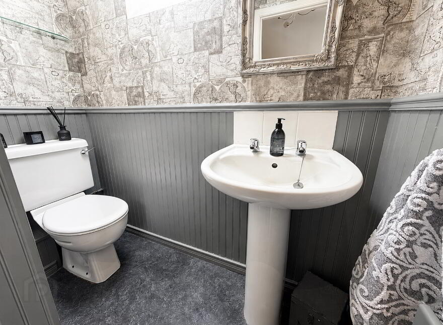 4 Abbeydale, Waterside, L'Derry, BT47 6YY
