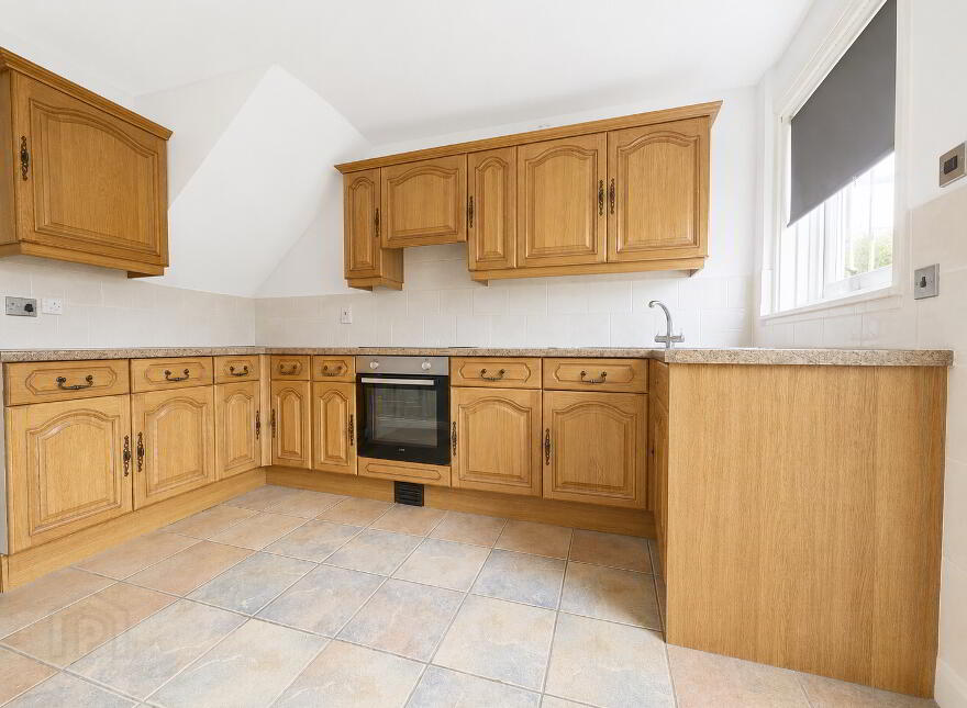 82 Northland, Carrickfergus, BT38 8LA