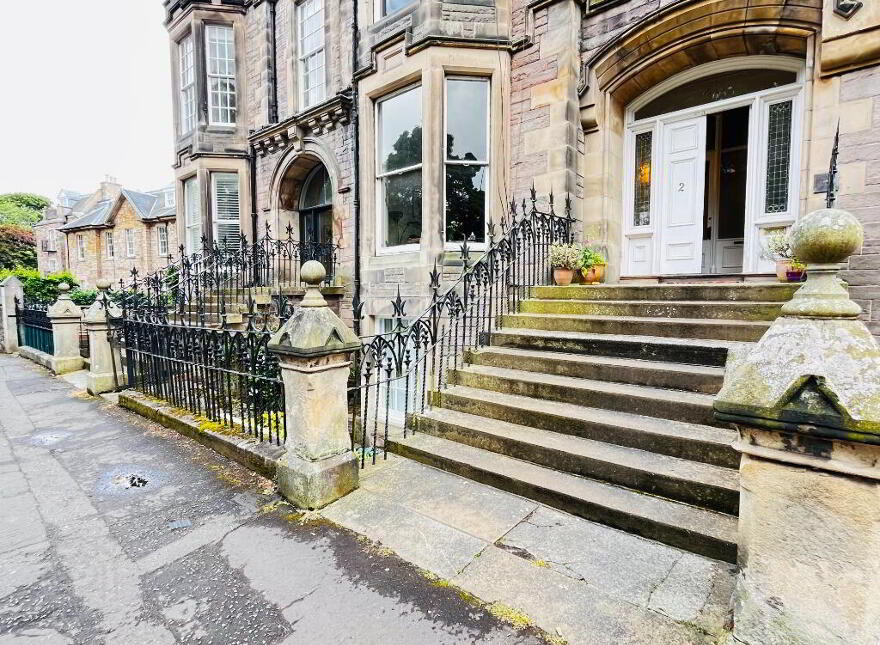 2 Bruntsfield Crescent, Bruntsfield, Edinburgh, EH10 4EZ