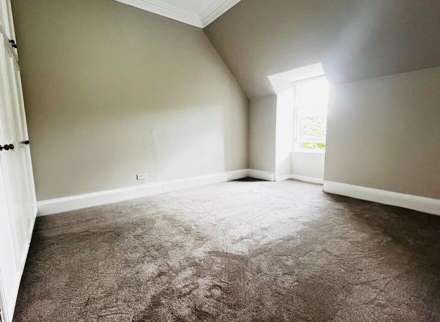 2 Bruntsfield Crescent, Bruntsfield, Edinburgh, EH10 4EZ