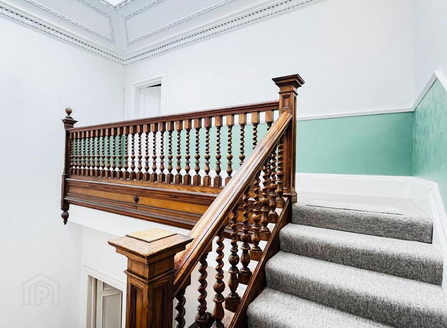 2 Bruntsfield Crescent, Bruntsfield, Edinburgh, EH10 4EZ