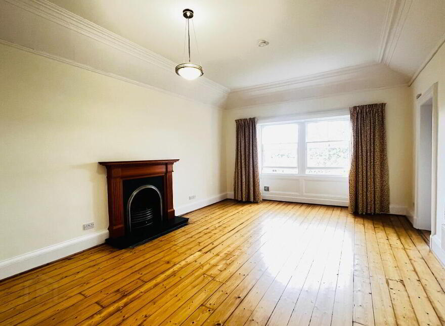 2 Bruntsfield Crescent, Bruntsfield, Edinburgh, EH10 4EZ