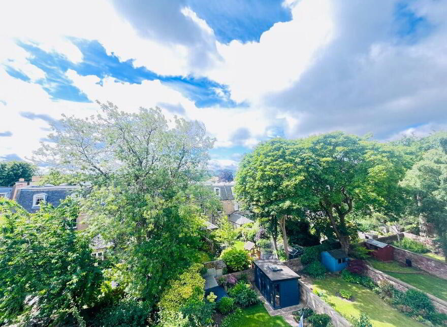 2 Bruntsfield Crescent, Bruntsfield, Edinburgh, EH10 4EZ