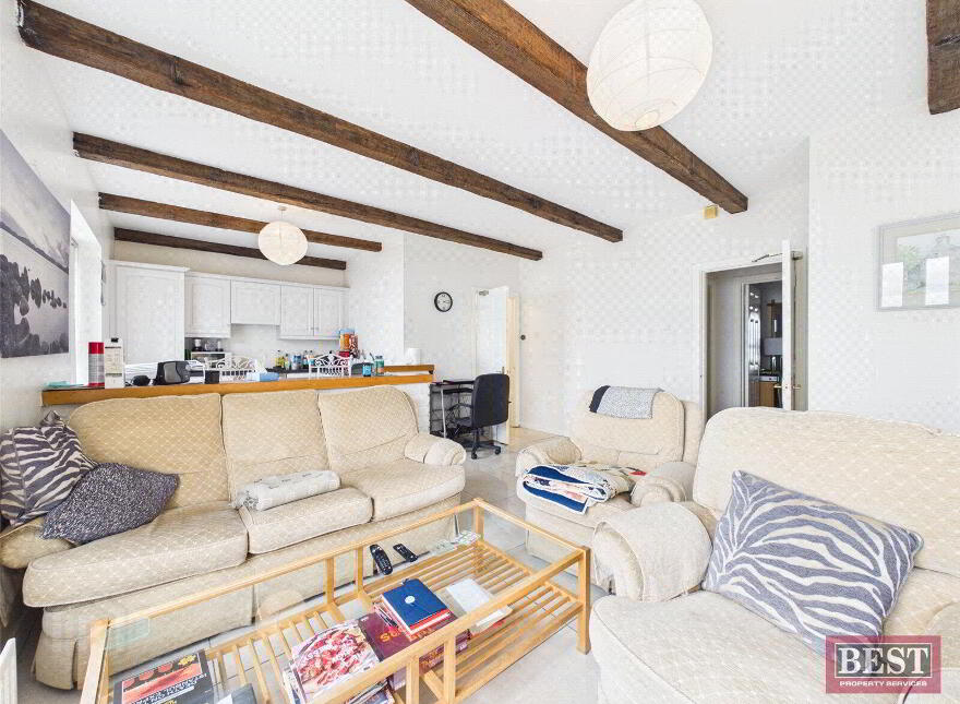 Flat 2 Waterfront House, 8 Seaview, Warrenpoint, Newry, BT34 3NJ